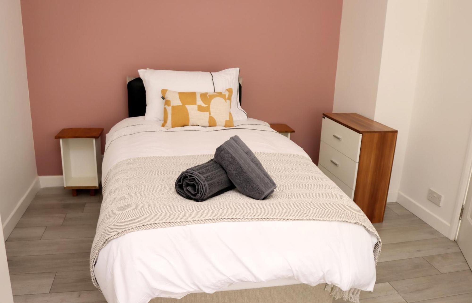 Cosy Studio In Havant! Near A3 And Staunton Country Park Extérieur photo
