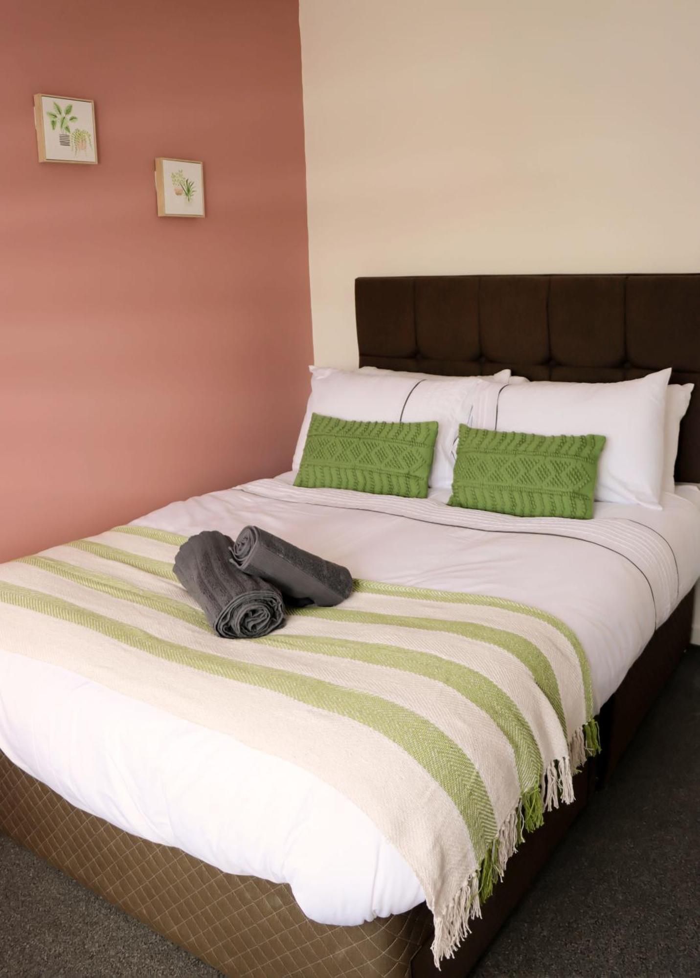 Cosy Studio In Havant! Near A3 And Staunton Country Park Extérieur photo