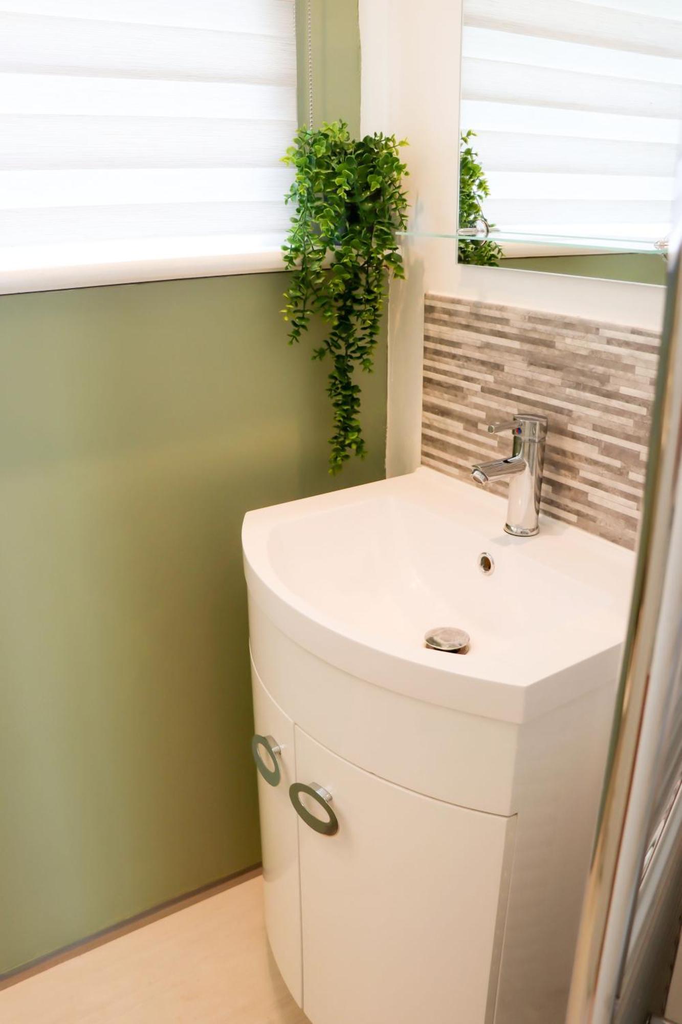 Cosy Studio In Havant! Near A3 And Staunton Country Park Extérieur photo